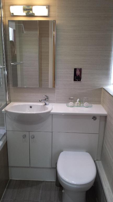 Expanse Hotel South Cave Chambre photo