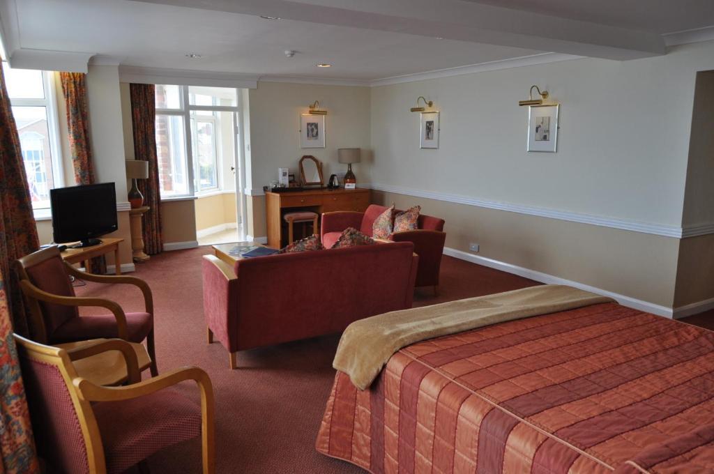 Expanse Hotel South Cave Chambre photo